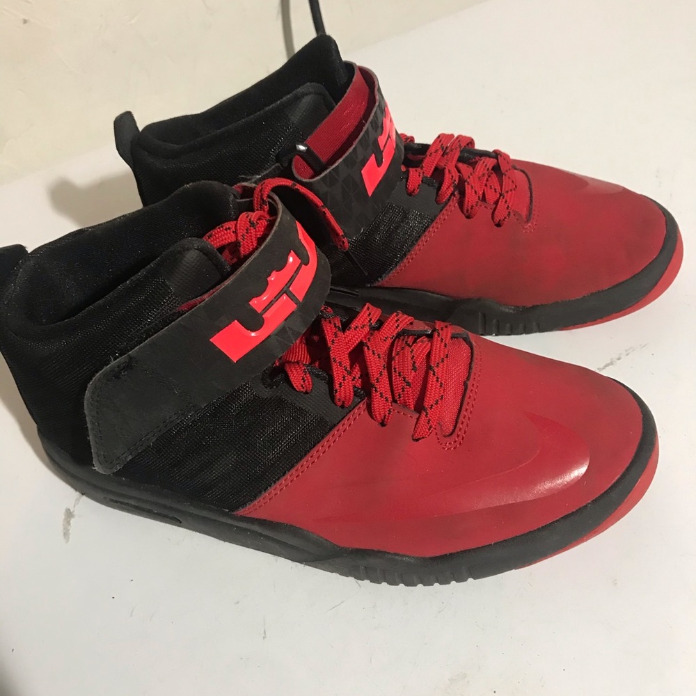 Nike Lebron Shoes